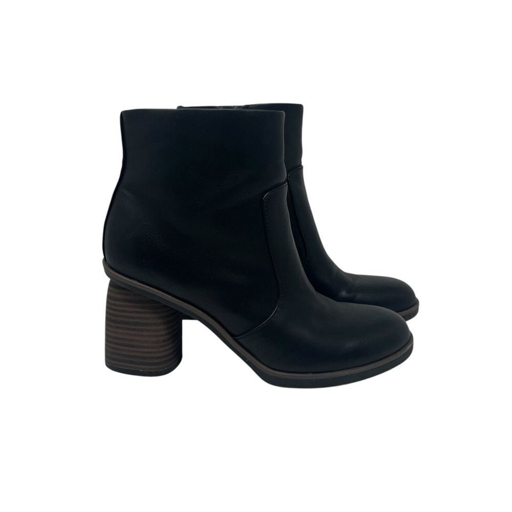 Kork- Ease‎ Korks Black Destiny Stacked Block Heel Ankle Bootie Size 7.5 Boot